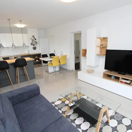 Apartman Sorriso 2 *