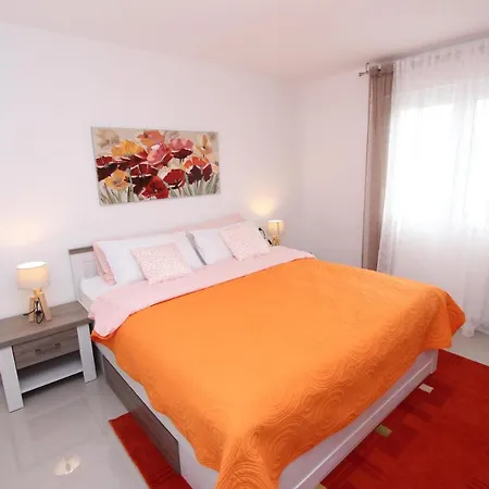 Apartment Sorriso 2 *