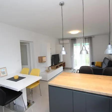 Sorriso 2 Apartament